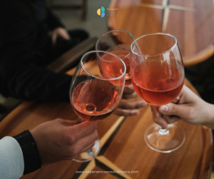 SORTEO Día de la MADRE: Cata de Vinos en una Bodega histórica en Teulada para 2 🍷💕 www.experienciascostablanca.com