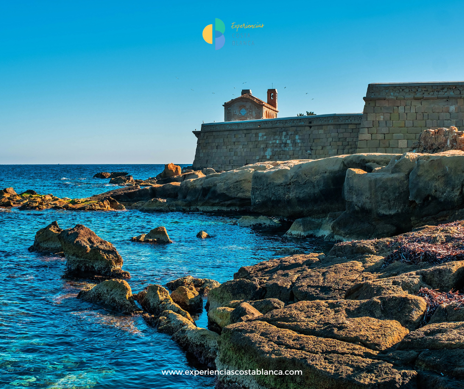 Getaway with your family to a natural paradise: Tabarca Island - Costa Blanca ... Escápate con tu familia al paraíso natural de la Isla de Tabarca con: www.experienciascostablanca.com Getaway with your family to a natural paradise: Tabarca Island - Costa Blanca ... Escápate con tu familia al paraíso natural de la Isla de Tabarca con: www.experienciascostablanca.com