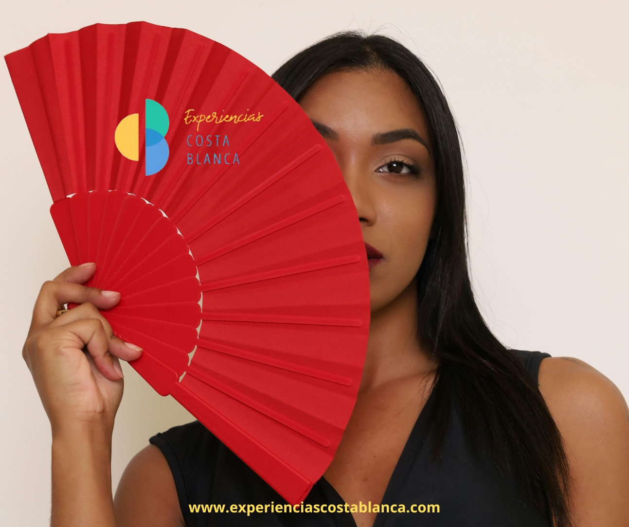 What better souvenir from Alicante-Spain than a hand-painted fan created by you? 🪭 ¿Qué mejor recuerdo de la Costa Blanca-Alicante que un abanico pintado por ti mismo? 🪭✨ BOOKINGS: www.experienciascostablanca.com What better souvenir from Alicante-Spain than a hand-painted fan created by you? 🪭 ¿Qué mejor recuerdo de la Costa Blanca-Alicante que un abanico pintado por ti mismo? 🪭✨ BOOKINGS: www.experienciascostablanca.com