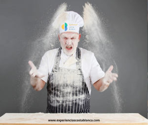 Els Enfarinats Festival in Ibi - Costa Blanca: The authentic City of Toys and the Three Wise Men 🎁✨ Fiestas Els Enfarinats en Ibi - Costa Blanca: La auténtica Ciudad de los Juguetes y de los Reyes Magos - www.experienciascostablanca.com 