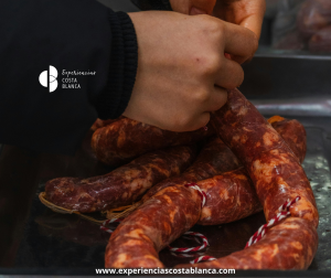 Llíber celebra el 1 de marzo 2026 su día más sabroso: Feria del Embutido en la Vall de Pop-Costa Blanca 🥩 www.experienciascostablanca.com🍷
