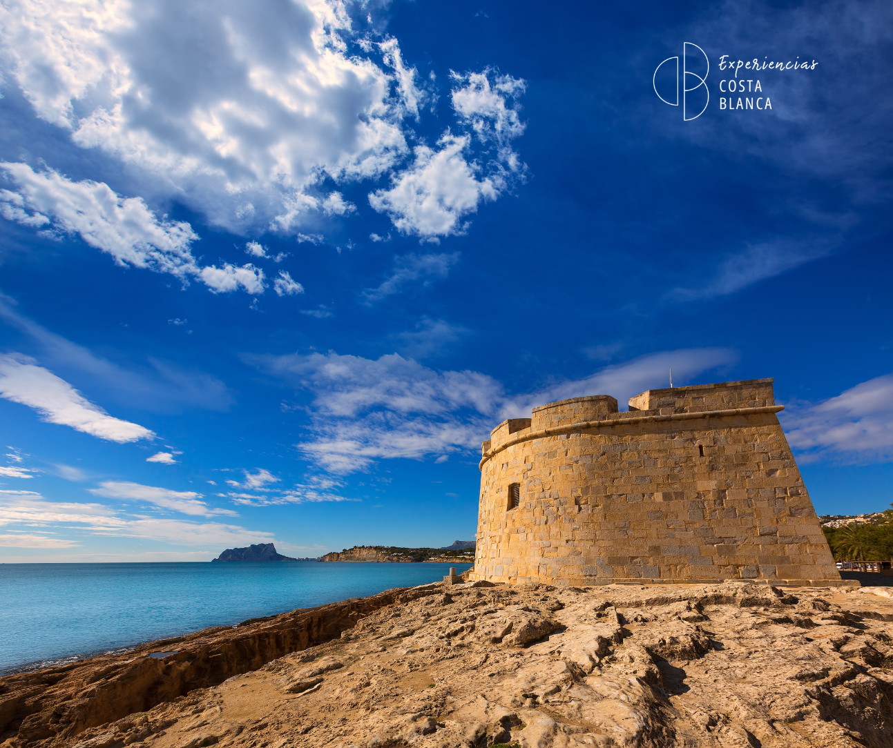 Que hacer en Teulada-Moraira en un Dia: del casco historico al Mediterraneo ⚓ www.experienciascostablanca.com